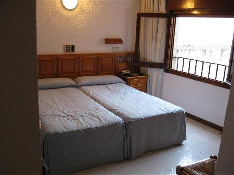 Hotel Martin Toledo Buitenkant foto