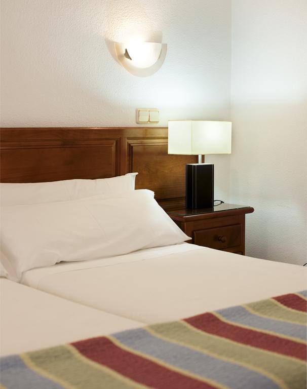 Hotel Martin Toledo Buitenkant foto