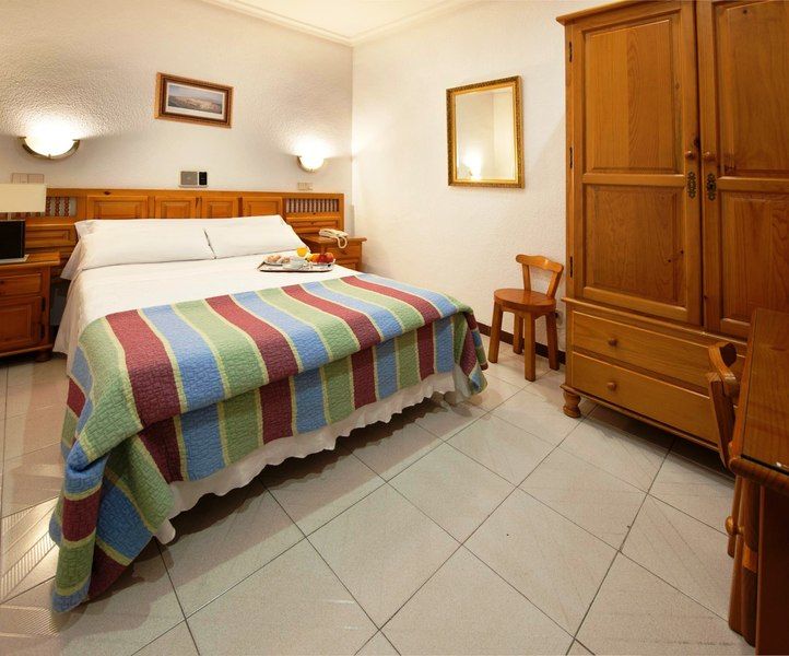 Hotel Martin Toledo Buitenkant foto