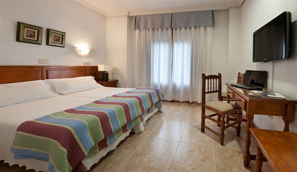 Hotel Martin Toledo Buitenkant foto